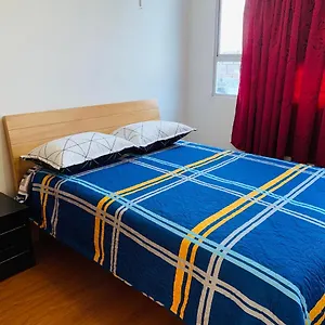 Kings 401 Apartment
