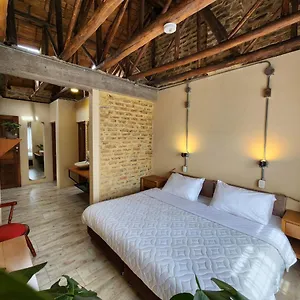 Quinta Seis Tres Homestay