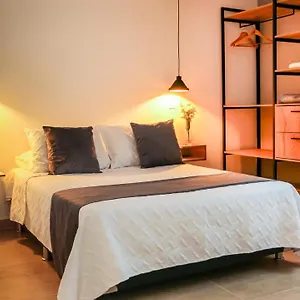 https://praia-apartaestudios.colombiamedellinhotels.com