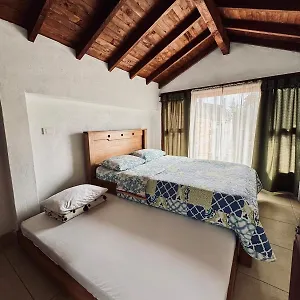 https://next-to-the-airport-cute-home.colombiamedellinhotels.com
